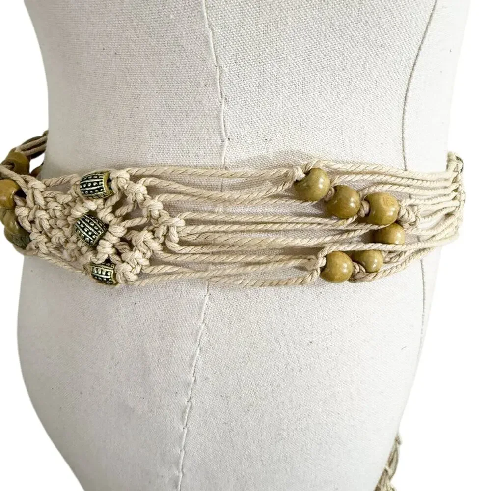 Vintage Y2K Tan Beaded Macrame Belt Women's Size OS EUC Tie Closure